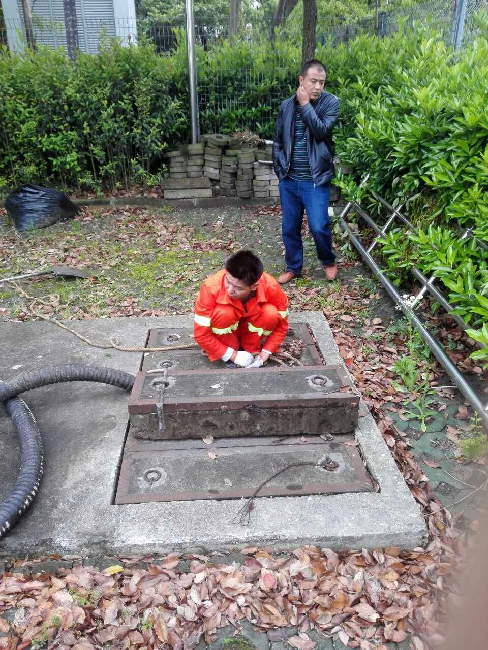 人民路街道吸污抽粪