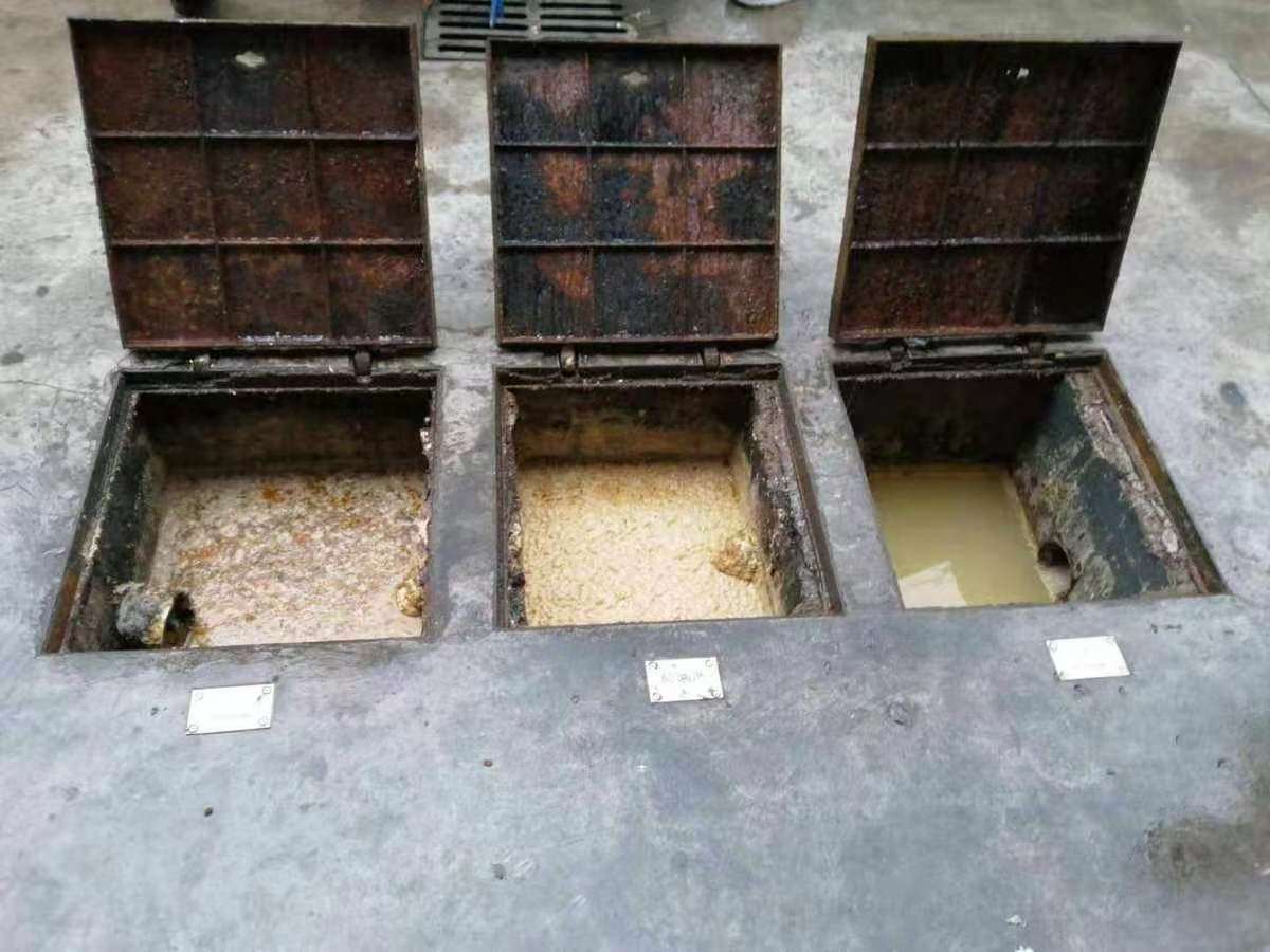 人民路街道清理隔油池-污水池清掏